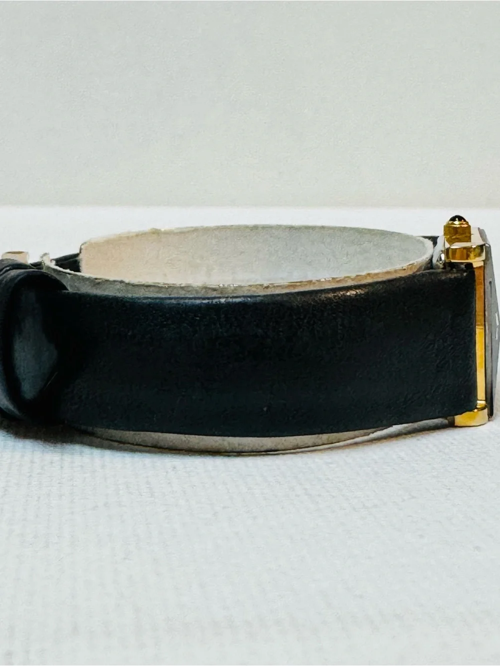 Vintage Citizen Strada Beveled Crystal Women's Gold Black Tank Watch 3220-S25732